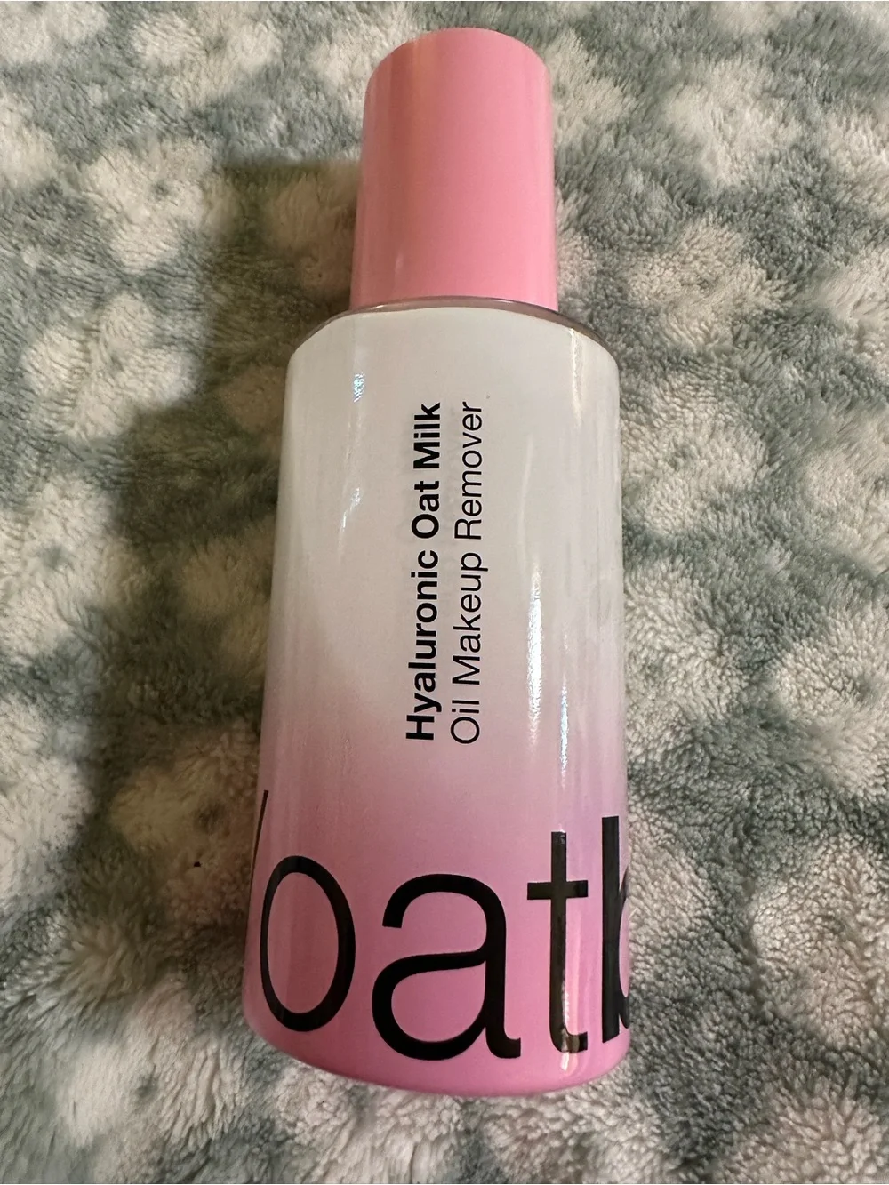 Hyaluronic Oat Milk Oil Makeup Remover — Pink